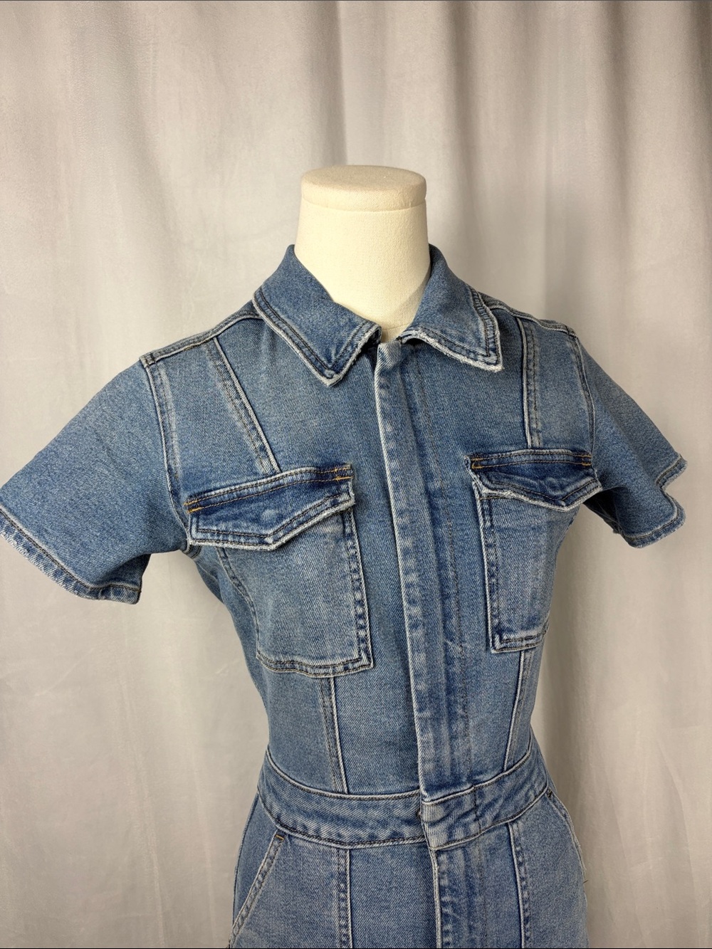 Good American Fit For Success Jumpsuit in Blue 274. - Picture 11 of 16